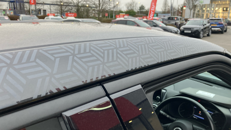 Nissan Juke 1.0 DiG-T 114 Kiiro 5dr DCT Petrol Hatchback